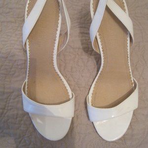 Marilyn-esque Slingbacks!!